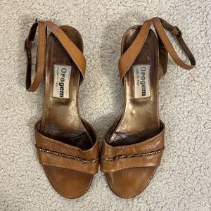 Orogem light brown leather sandals with ankle strap, size 39/8, made in Italy